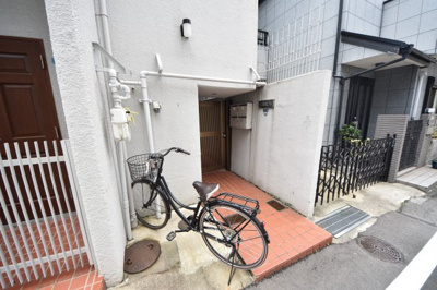 【エントランス】 | ERC生田町レジデンス