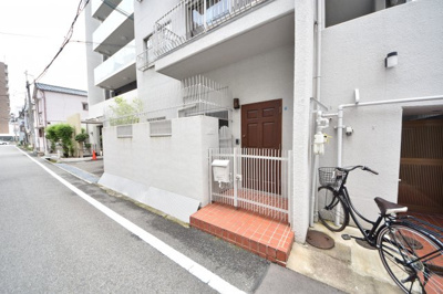 【エントランス】 | ERC生田町レジデンス