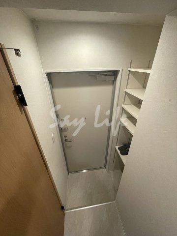 Royal Maison 城東の玄関