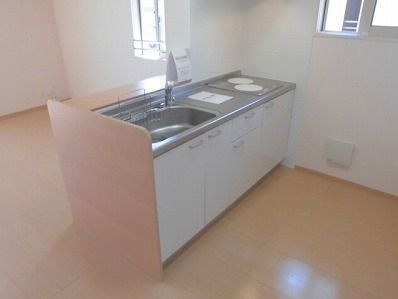 【キッチン】 | リヴェールA棟 | ネット無料。HI対応なキッチンで掃除もラクラク