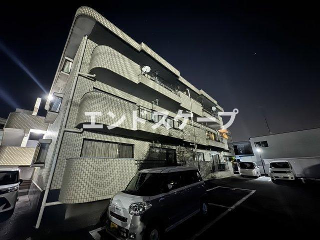 メゾンファーストの外観|高崎、前橋、伊勢崎エリアのお部屋探しはエンドスケープまで！お客様の理想お聞かせ下さい♪