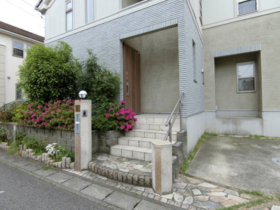 【エントランス】 | 松戸市秋山戸建て