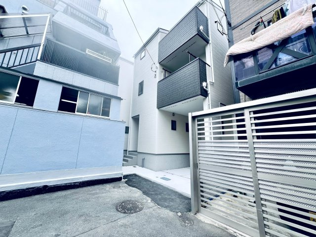 江東区北砂４丁目の新築戸建の前面道路含む現地写真