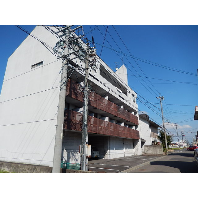 ＬＩＦＥ　ＳＴＡＧＥの外観