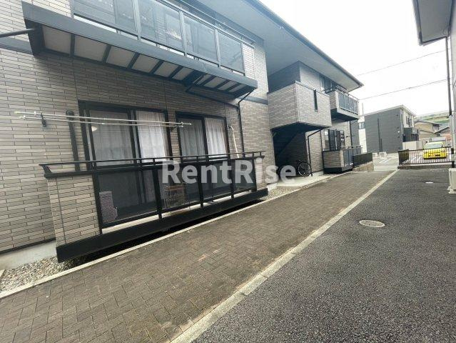 ヴォワール三和Ａ棟