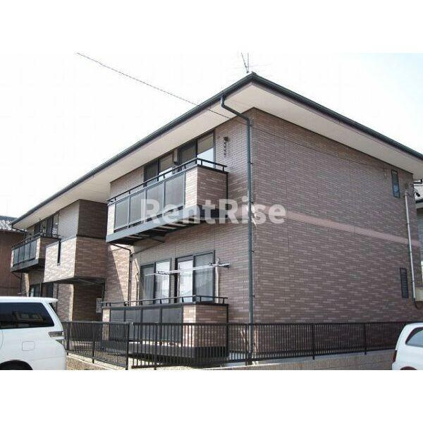 ヴォワール三和Ａ棟のエントランス