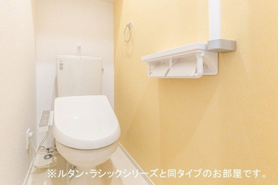 【トイレ】 | ラフレシールＭ | 清潔感のあるトイレです