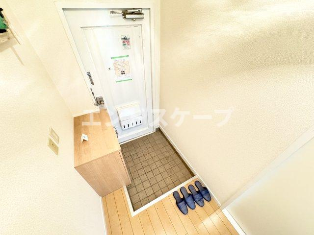ハイツイナバの玄関|高崎、前橋、伊勢崎エリアのお部屋探しはエンドスケープまで！お客様の理想お聞かせ下さい♪