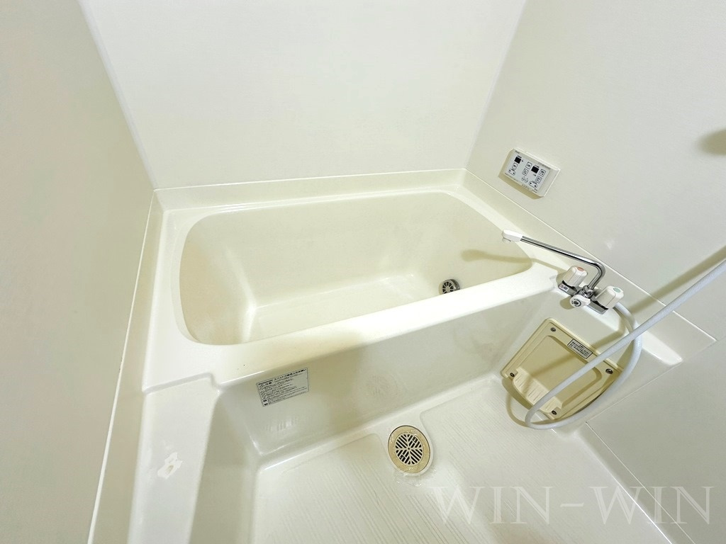 クレア一本木の浴室