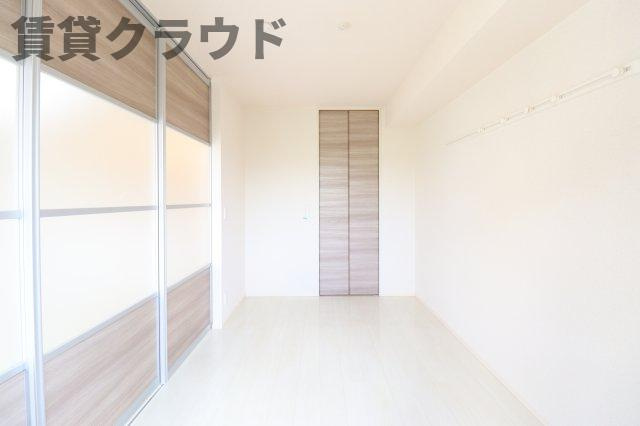 フォレステラ葛城の洋室