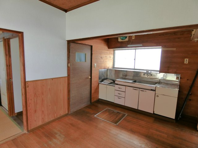 茂原綱島戸建の居間・リビング