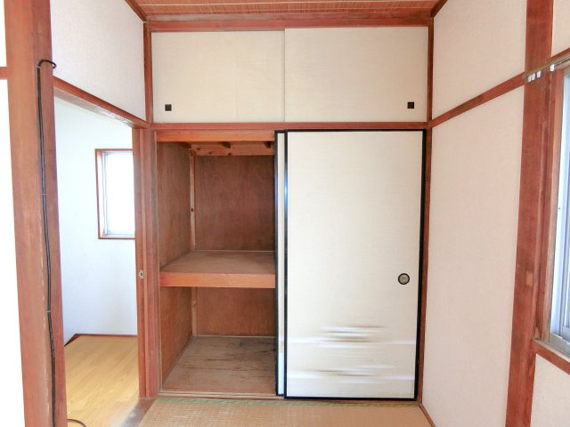 茂原綱島戸建の収納
