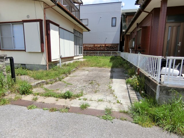 茂原綱島戸建の駐車場