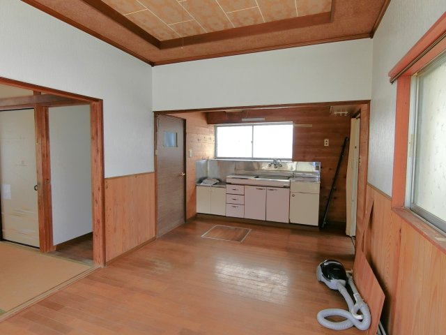 茂原綱島戸建の居間・リビング