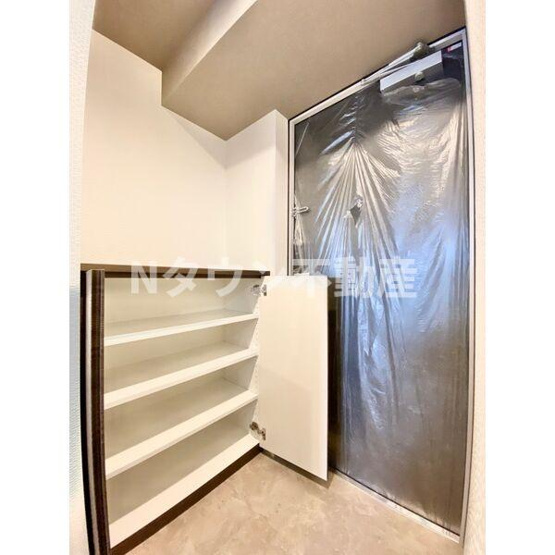 【玄関】 | S-RESIDENCE池下西 | 落ち着いた玄関です