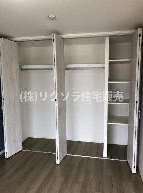 エバーグリーン門真の収納|クローゼット
■物件内覧・資金計画相談・住宅ローン相談、リフォーム相談、お問合せ受付中■
※当日・翌日のご内覧、ご相談はお電話でのお問合せがスムーズです！