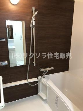 エバーグリーン門真の浴室|ユニットバス
■物件内覧・資金計画相談・住宅ローン相談、リフォーム相談、お問合せ受付中■
※当日・翌日のご内覧、ご相談はお電話でのお問合せがスムーズです！