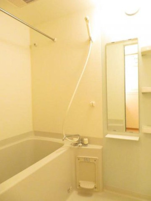 【浴室】 | ブルック磯Ⅰ | ゆったり過ごせるお風呂です