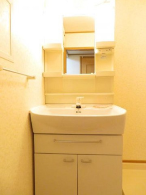 【洗面所】 | ブルック磯Ⅰ | ゆったりとスペースのある洗面所