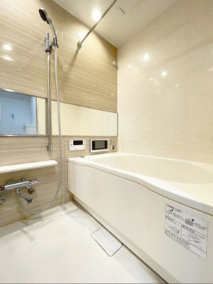 【浴室】 | ウェルブライト美野島 | 別号室の写真になります。現況優先。