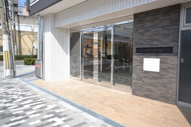 ＶＩＶＩ・ＥＢＩＳＵのエントランス