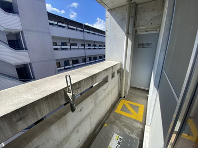 【バルコニー】 | Shiobaru3181 | 別号室の写真になります。現況優先。
