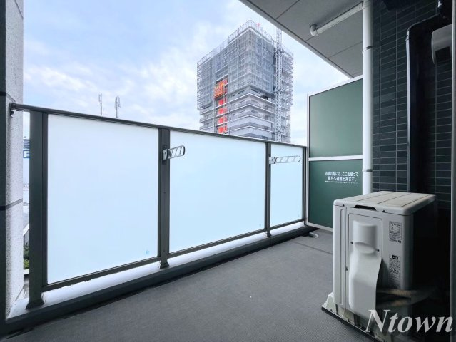 【バルコニー】 | プレサンス久屋大通公園エアリー | お洗濯にも便利なバルコニー付き
