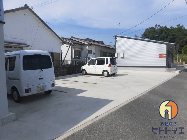 サンマリノ蒲原の駐車場|駐車スペースもあります