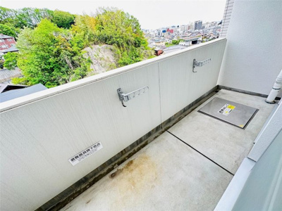 【バルコニー】 | キャッスルコート岩端