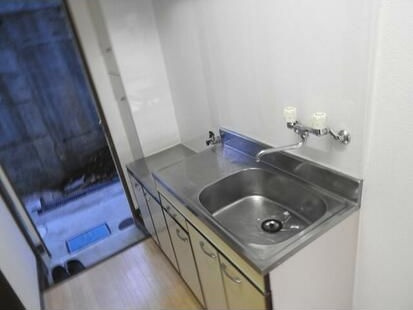 仙台市太白区八木山弥生町の一棟アパートのキッチン