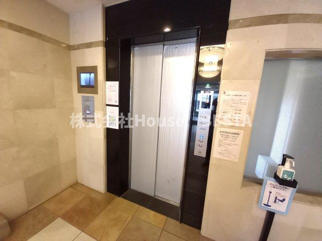 プレサンス神戸駅前グランツのロビー