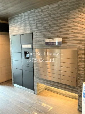 【その他共用部分】 | ブエナビスタ大手通 | 大切な荷物をお預かり！宅配ボックスが設置されています！