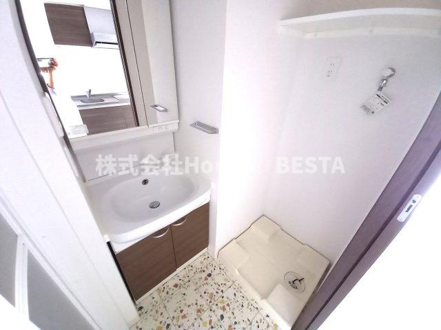 レジデンス神戸グルーブＨarborWestの洗面所