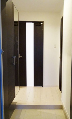 【玄関】 | プレミアムレジデンス別府駅前 | 別号室の写真になります。現況優先。