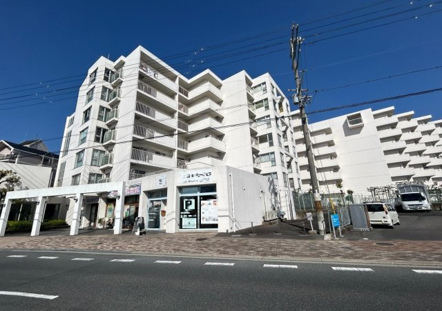 ◆リフォーム完了につき即入居可◆南面バルコニー◆リビング広め１９帖の３ＬＤＫ◆コスモウイング宇治の外観|外観