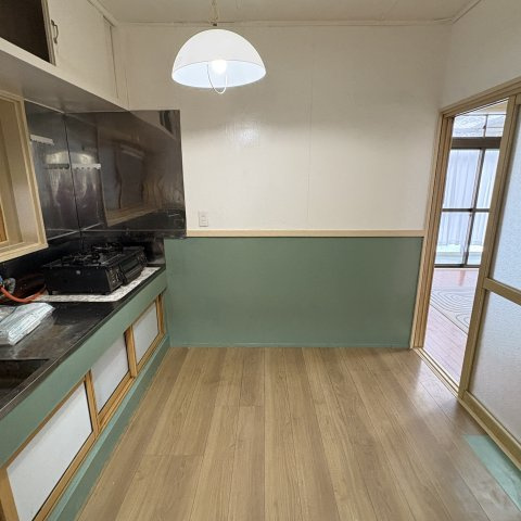 室蘭市柏木町21-12戸建のキッチン