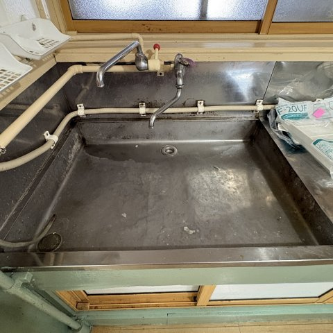 室蘭市柏木町21-12戸建の洗面所