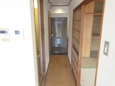 ハイツグロースの内装|廊下