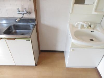 ハイツグロースのその他|冷蔵庫設置ｽﾍﾟｰｽ