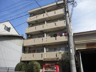 ハイツグロースの外観