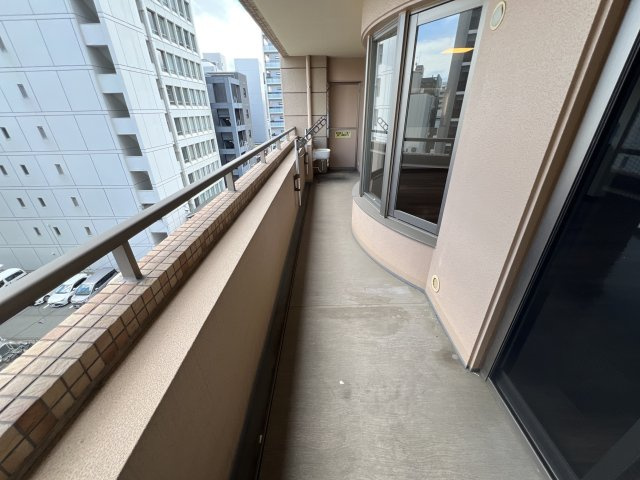 グラジオ北条口のバルコニー