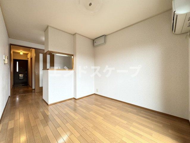ハニーハイツBの居間・リビング|高崎、前橋、伊勢崎エリアのお部屋探しはエンドスケープまで！お客様の理想お聞かせ下さい♪