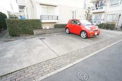 【駐車場】 | アーバンシティ寿 | 敷地内に駐車場有★