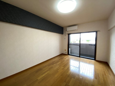 【バルコニー】 | クロスステージ笹丘 | 別号室の写真になります。現況優先。
