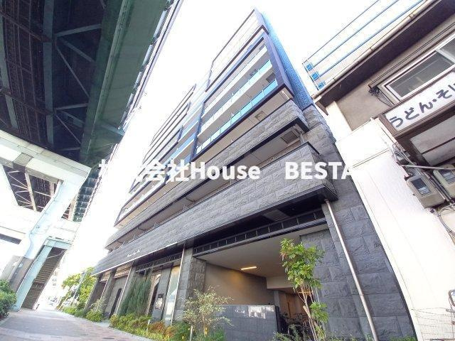 プレサンス兵庫ヴィアーレの外観