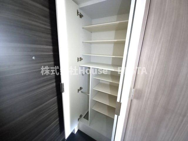 プレサンス兵庫ヴィアーレの収納