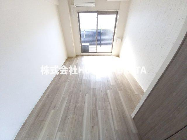 プレサンス兵庫ヴィアーレの居間・リビング