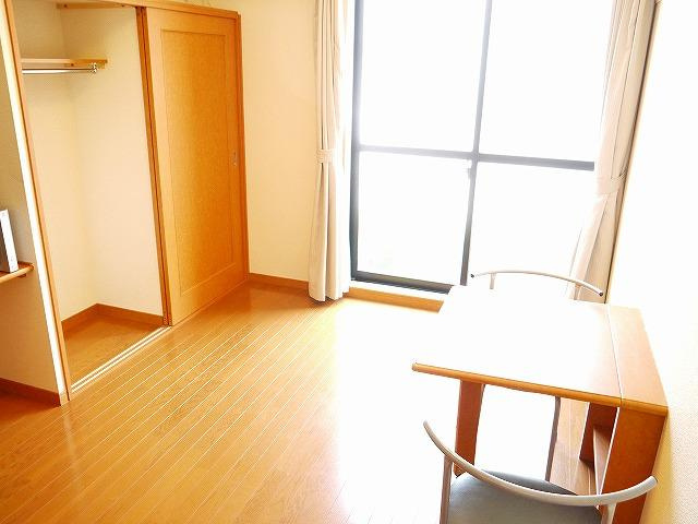 レオパレス伏見Ⅰの収納|小物を収納するのに便利です