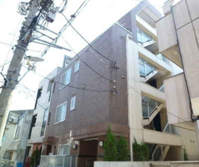 【外観】 | アーバ・ヒルズ高円寺　 | 鉄骨鉄筋コンクリート造のがっちりとした造り。