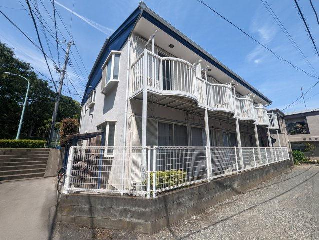 所沢市東新井町のアパート